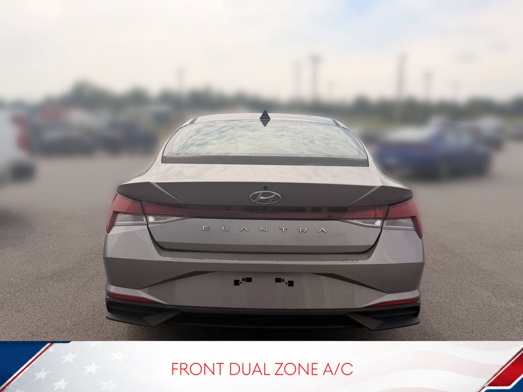 Used 2021 Hyundai Elantra SEL w/ Convenience Package FWD image 3