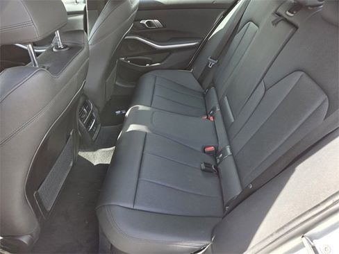Used 2021 BMW 330i Sedan w/ Driving Assistance Package image 11