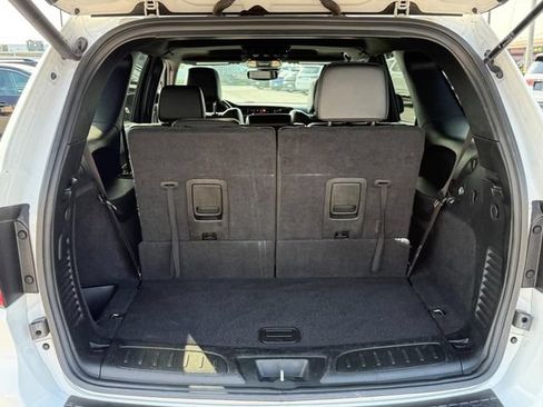 Used 2024 Dodge Durango GT AWD/4WD image 4