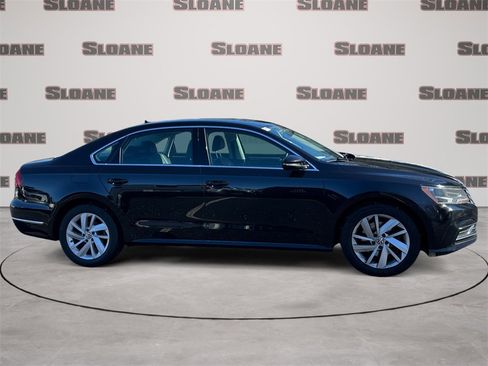 Used 2018 Volkswagen Passat 2.0T SE image 6