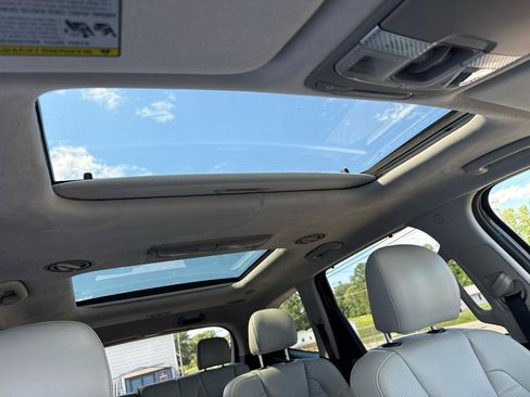 Used 2020 Kia Telluride SX w/ SX Prestige Package AWD/4WD image 23