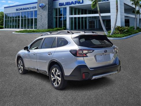 Used 2020 Subaru Outback Limited image 5