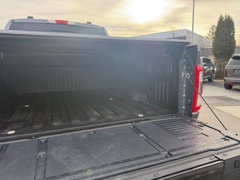 Used 2021 Ford F150 Lariat w/ Equipment Group 502A High image 38