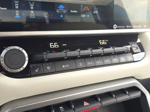 Used 2022 Toyota Tundra Capstone image 35