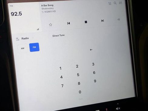 Used 2017 Tesla Model S 75D image 13