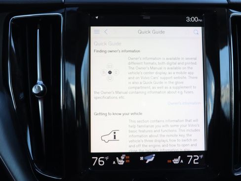 Used 2018 Volvo XC60 T6 Momentum w/ Convenience Package image 36