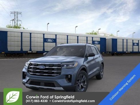 New 2026 Ford Explorer Active image 2