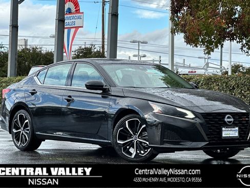 New 2025 Nissan Altima 2.5 SR image 1