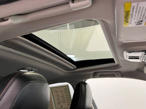 Used 2022 Subaru Crosstrek 2.5i Limited w/ Moonroof Package 2 image 14