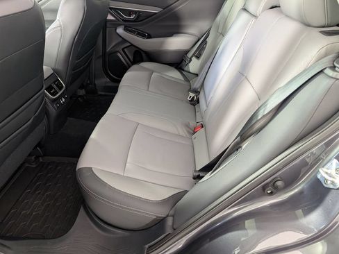 Used 2025 Subaru Outback Limited AWD/4WD image 29