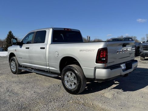 New 2026 RAM 3500 Big Horn AWD/4WD image 23