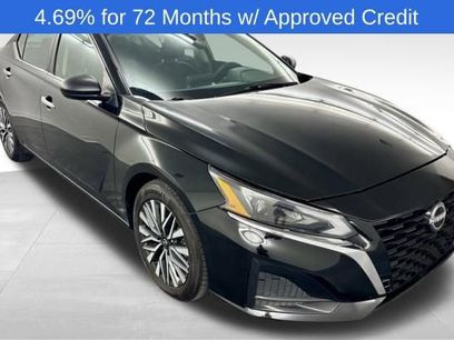 Used 2024 Nissan Altima 2.5 SV