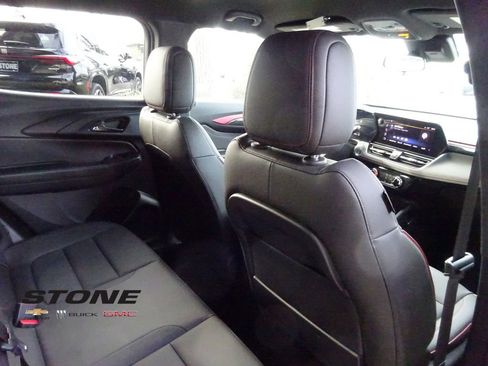 Used 2026 Chevrolet TrailBlazer RS w/ Driver Confidence Package image 21