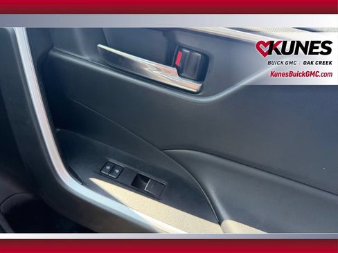 Used 2022 Toyota RAV4 XLE w/ Convenience Package AWD/4WD image 38