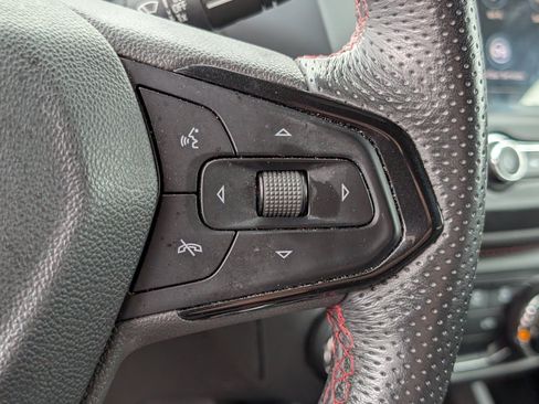 Used 2022 Chevrolet TrailBlazer RS AWD/4WD image 22