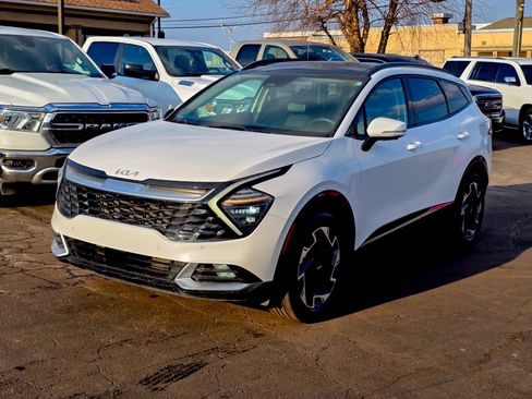 Used 2024 Kia Sportage SX image 4