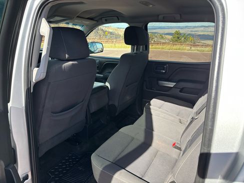 Used 2018 Chevrolet Silverado 1500 LT w/ All Star Edition image 6