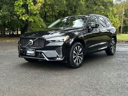 New 2025 Volvo XC60 B5 Core w/ Protection Package Premier