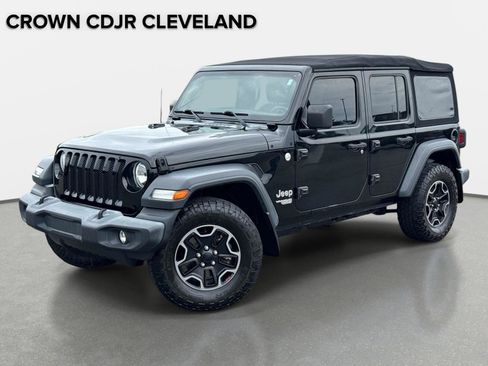 Used 2018 Jeep Wrangler Unlimited Sport S AWD/4WD image 1