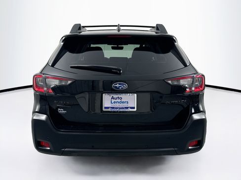 Used 2023 Subaru Outback Onyx Edition AWD/4WD image 6