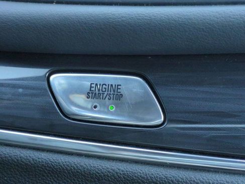 Used 2023 Buick Enclave Essence w/ Experience Buick Package image 28