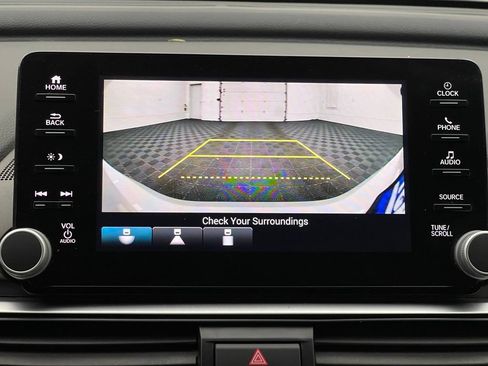 Used 2021 Honda Accord LX image 4