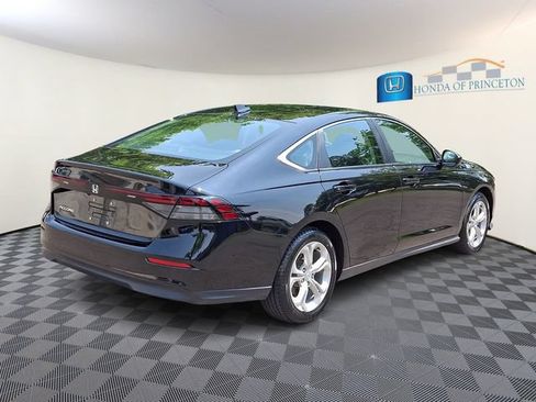 Certified 2024 Honda Accord LX image 6