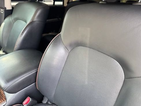 Used 2019 Nissan Armada SL w/ Premium Package AWD/4WD image 3