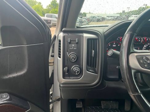 Used 2015 GMC Sierra 1500 SLE w/ SLE Value Package AWD/4WD image 19