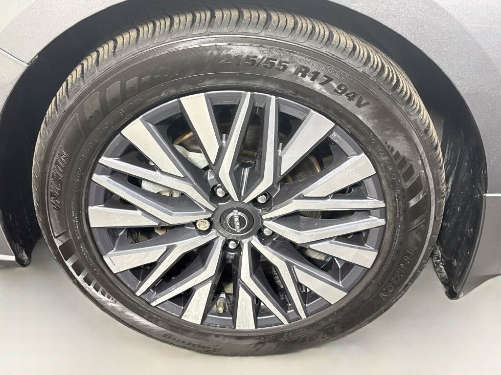 Used 2023 Nissan Altima 2.5 SV FWD image 37