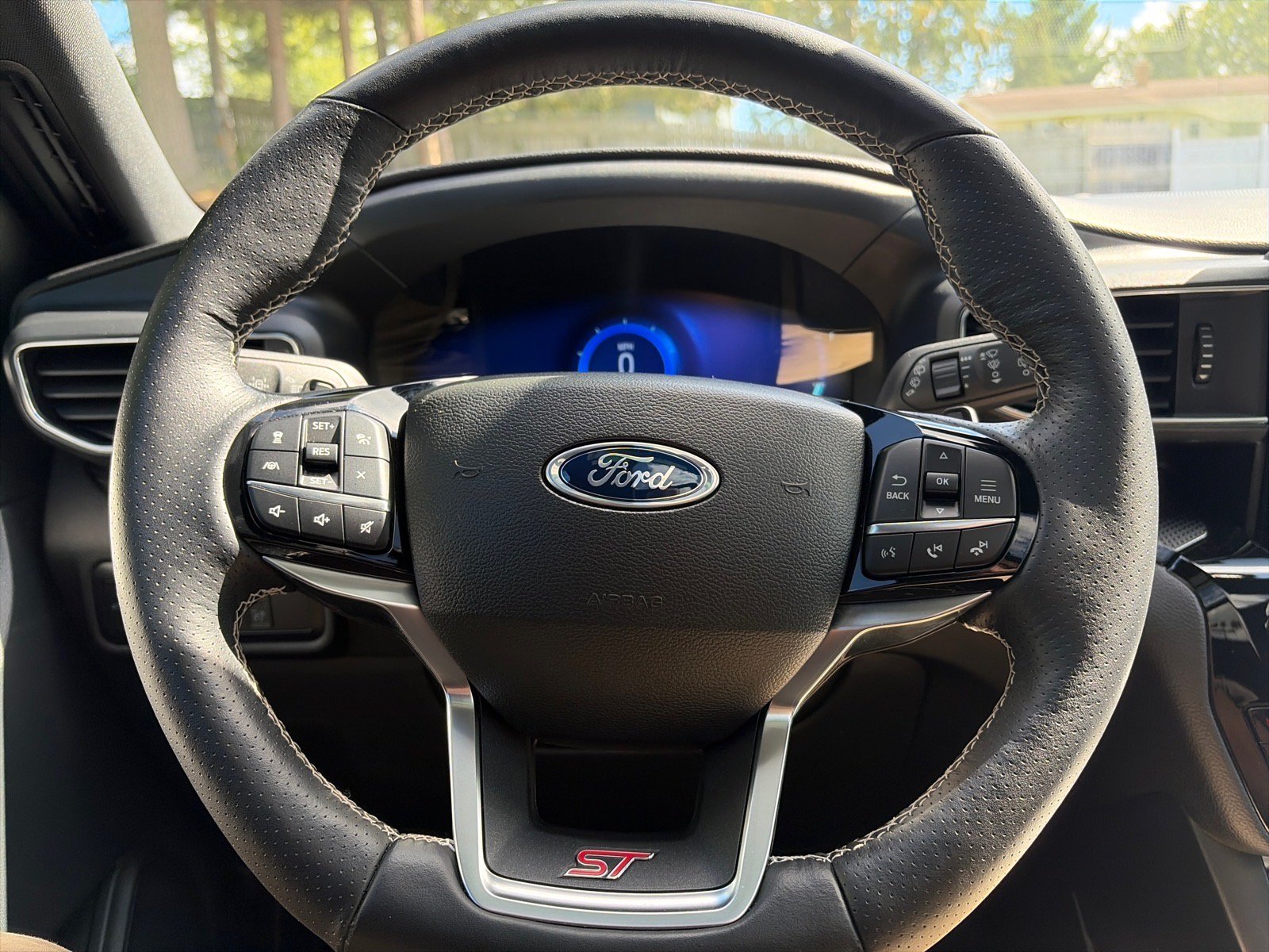 Used 2023 Ford Explorer ST w/ Technology Package AWD/4WD image 27