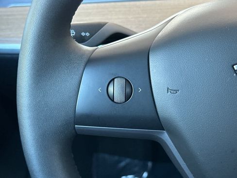Used 2023 Tesla Model 3 Standard Range RWD image 25
