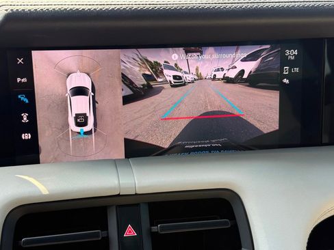 Used 2023 Porsche Taycan 4S w/ Premium Package image 20