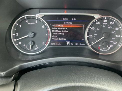 Used 2025 Nissan Sentra SV FWD image 28