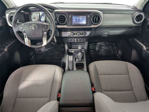 Used 2019 Toyota Tacoma SR5 RWD image 35
