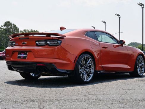 Used 2023 Chevrolet Camaro ZL1 RWD image 9