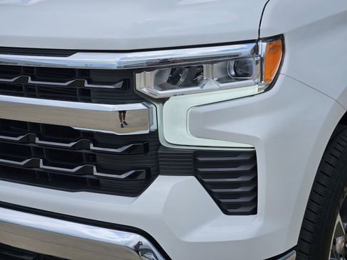 New 2026 Chevrolet Silverado 1500 LT w/ Texas Edition Plus AWD/4WD image 10