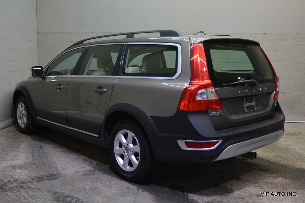Used 2010 Volvo XC70 3.2 AWD/4WD image 3