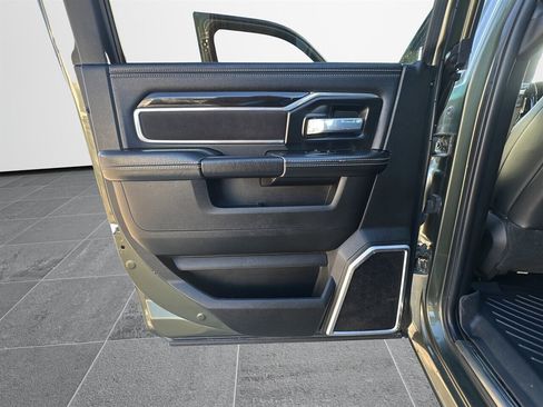 Used 2022 RAM 2500 Laramie image 10