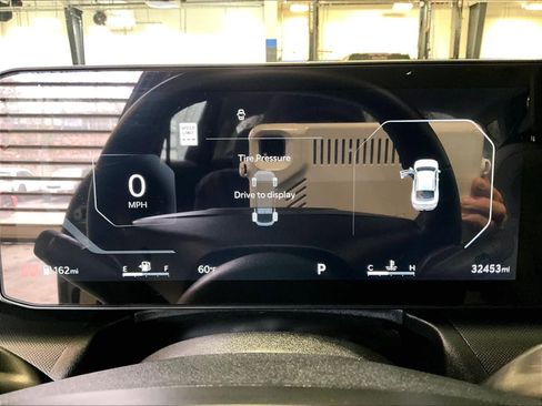 Used 2025 Kia K4 EX image 25