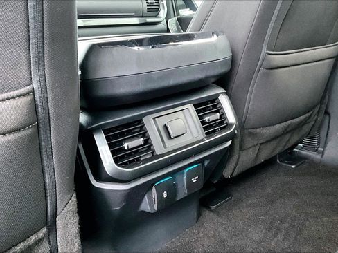 Used 2022 Ford F150 XLT w/ Equipment Group 302A High image 17