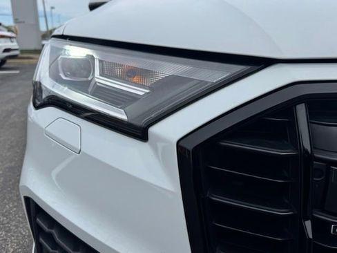 Certified 2023 Audi Q7 3.0T Premium Plus AWD/4WD image 12