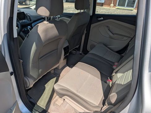 Used 2013 Ford C-MAX SE FWD image 13