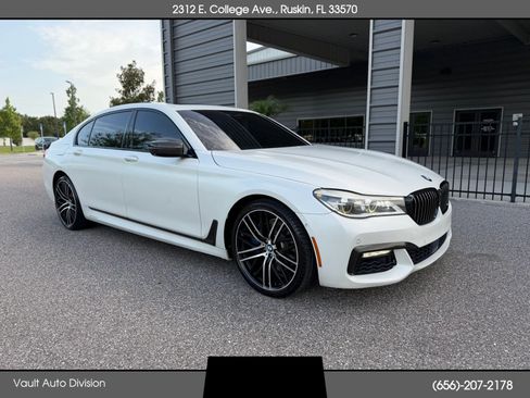 Used 2017 BMW 750i RWD image 1