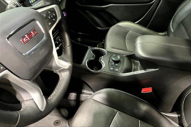 Used 2023 GMC Terrain SLT w/ Elevation Edition FWD image 16
