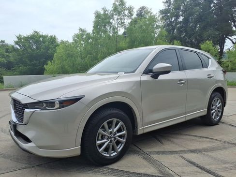 Used 2025 MAZDA CX-5 AWD 2.5 S w/ Preferred Package image 6