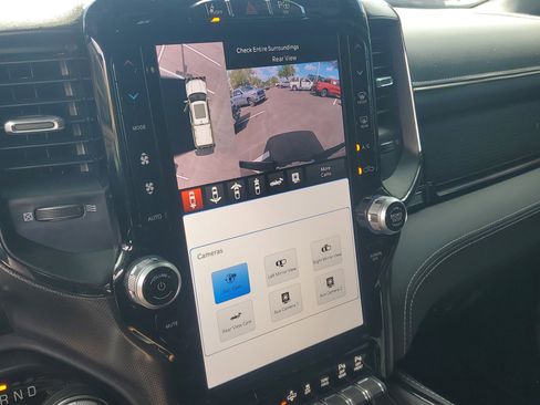 Used 2024 RAM 1500 Limited image 22