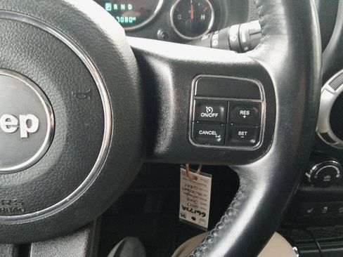 Used 2017 Jeep Wrangler Unlimited Sahara w/ Max Tow Package image 17