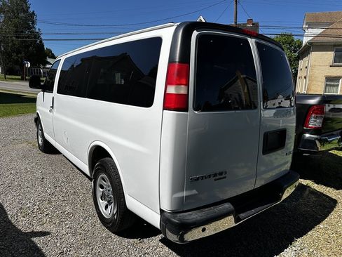 Used 2014 GMC Savana 1500 LT w/ LT Preferred Equipment Group RWD image 3