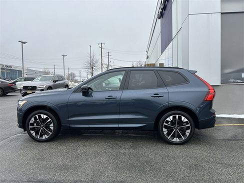 New 2026 Volvo XC60 B5 Plus w/ Climate Package image 5
